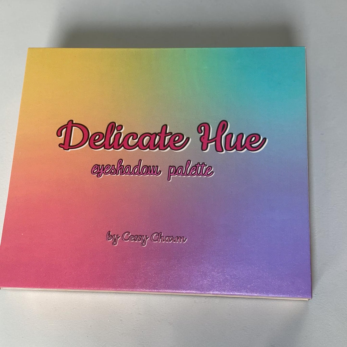 Delicate Hue Eyeshadow Palette