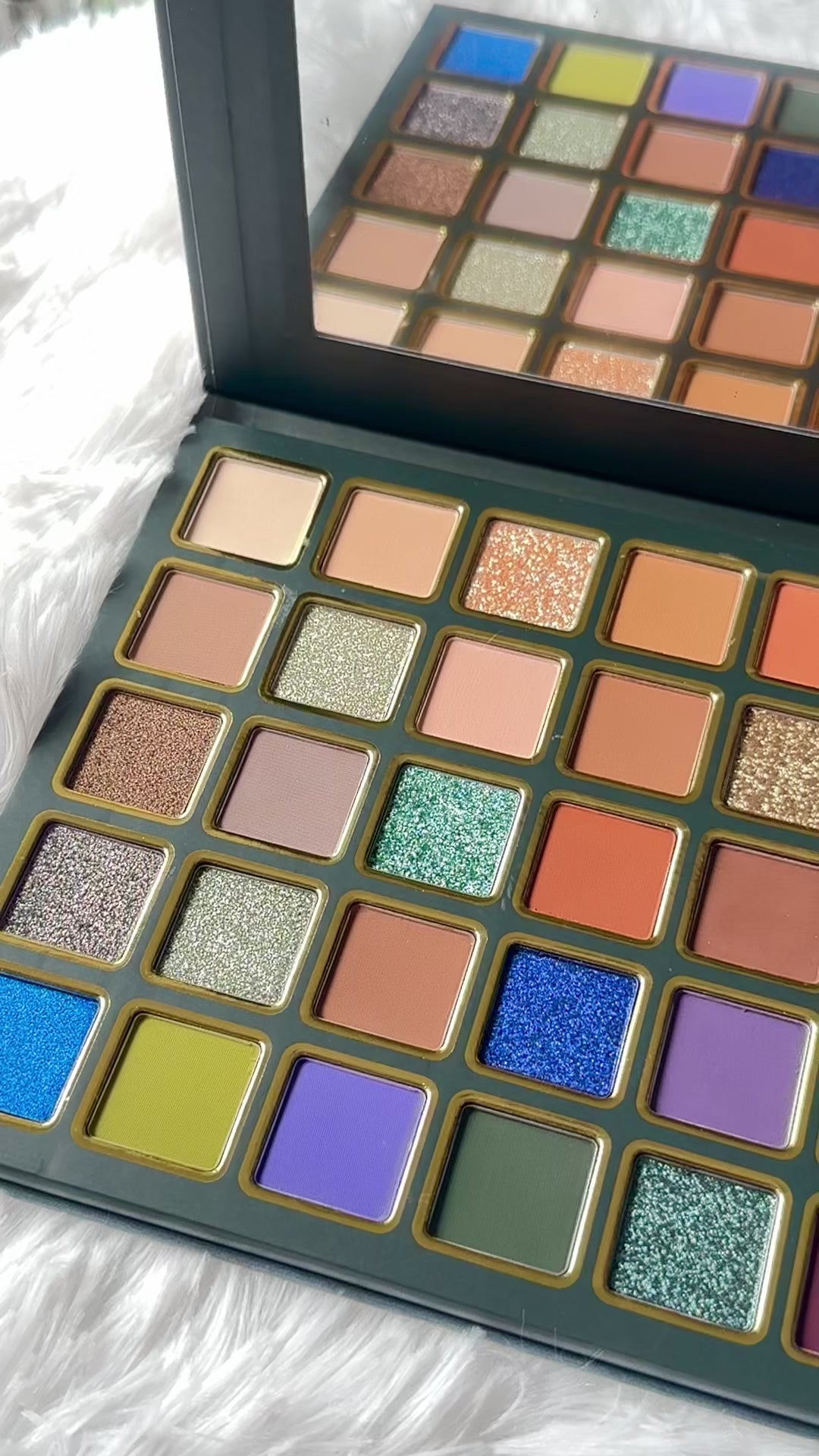 Prismatic Pro Eyeshadow Palette